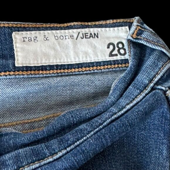 Rag & Bone Hampton Mid Rise Cropped Raw Hem Jeans Sz 28 - Picture 8 of 8